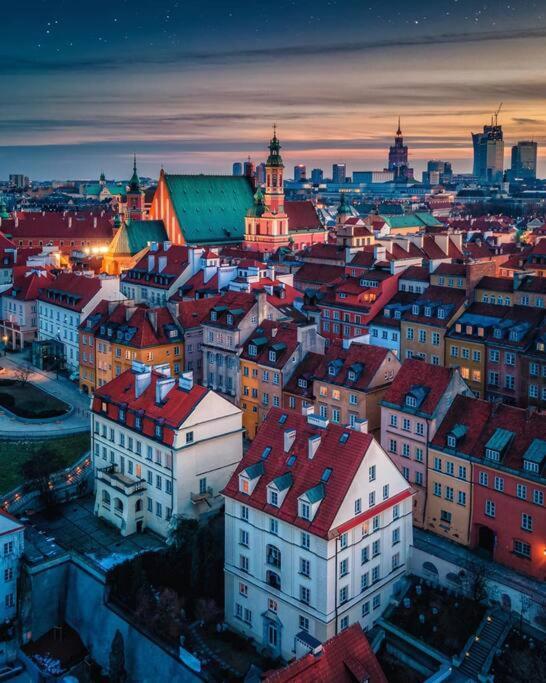 Decor 2 Metro Fast Wifi 55'Tv Netflix Hbo Cozy Apartment Warsaw Ngoại thất bức ảnh