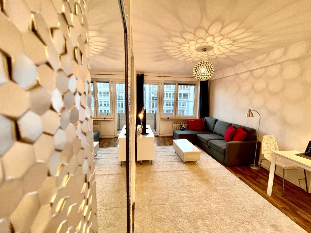 Decor 2 Metro Fast Wifi 55'Tv Netflix Hbo Cozy Apartment Warsaw Ngoại thất bức ảnh