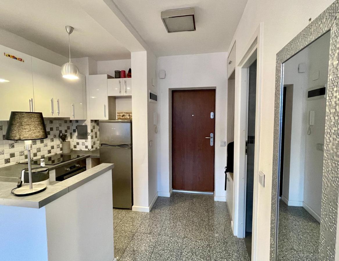 Decor 2 Metro Fast Wifi 55'Tv Netflix Hbo Cozy Apartment Warsaw Ngoại thất bức ảnh