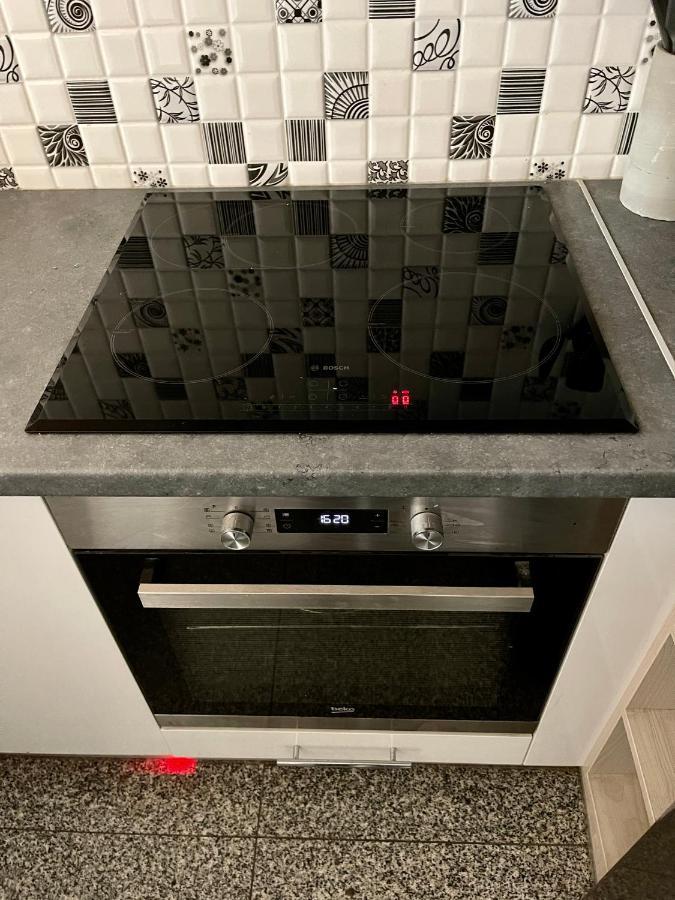Decor 2 Metro Fast Wifi 55'Tv Netflix Hbo Cozy Apartment Warsaw Ngoại thất bức ảnh